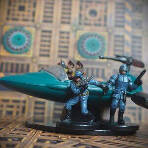 Star Wars Miniatures - Speeder plus two Alliance minis